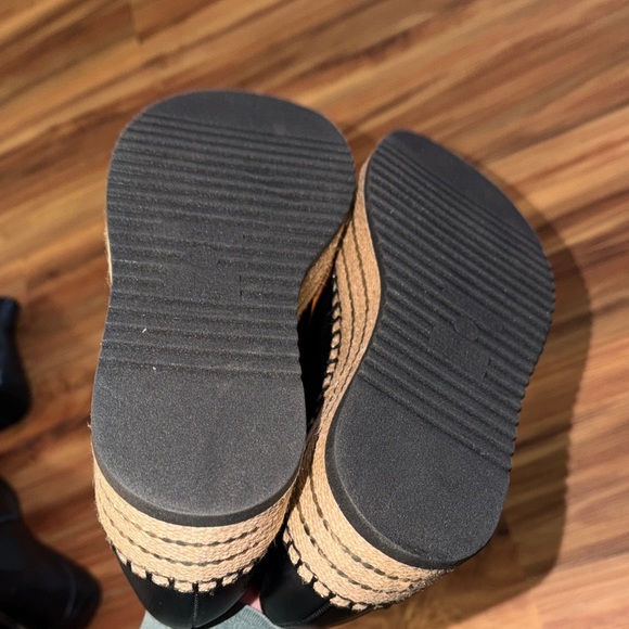 Black Platform Espadrille Sneakers with Jute-Style Sole - Picture 3 of 3